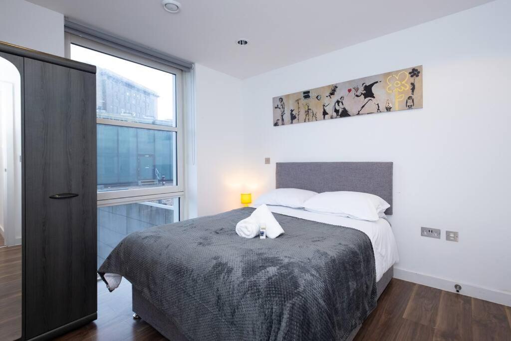 Stylish Mediacity 2Bed, Sleeps 6, Amazing Views 曼彻斯特 外观 照片