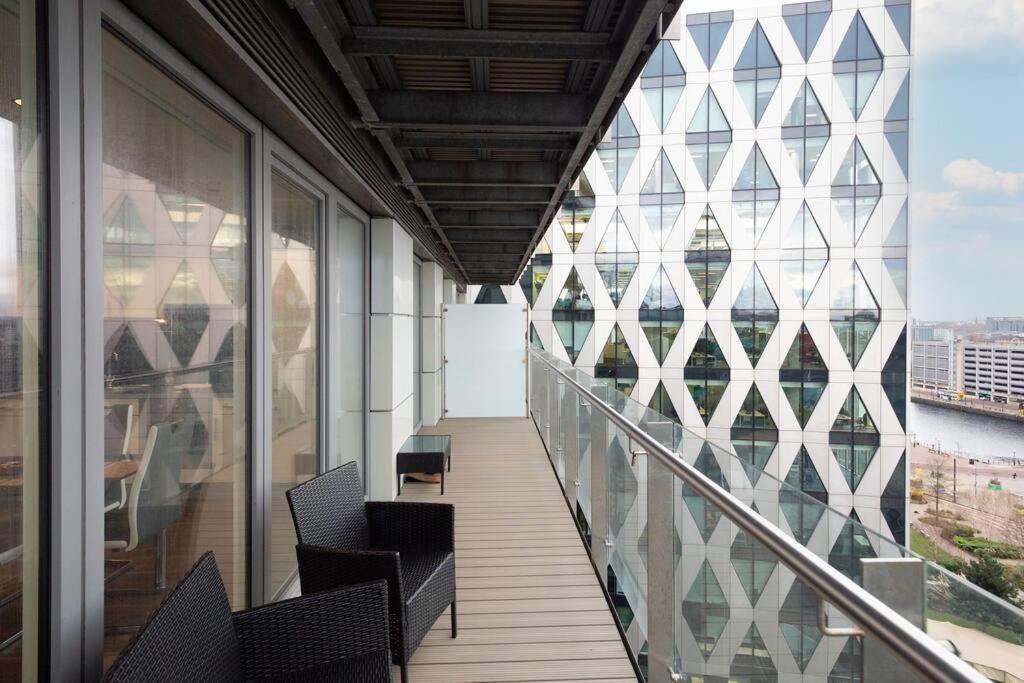 Stylish Mediacity 2Bed, Sleeps 6, Amazing Views 曼彻斯特 外观 照片